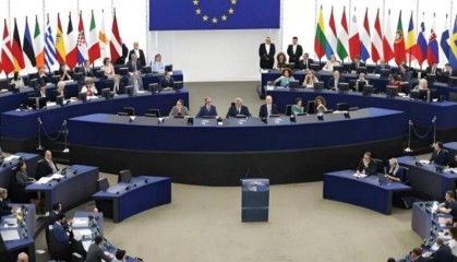 自作自受，美国关税政策反噬，欧洲力推去美国风险