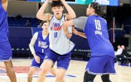NBA联合试训杨瀚森表现不错 选秀专家：他压制多位NCAA高水平中锋