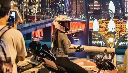 19岁网红机车女骑手海南遇车祸去世，交警回应！因避让摔车