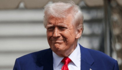 特朗普口风又变了，亲口表态计划对华降税，中方终于同意与美方接触！