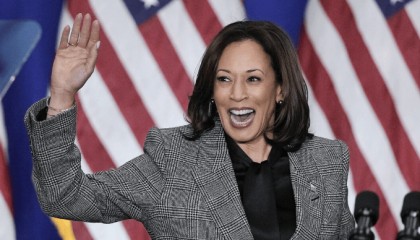 台海形式大变！赖清德松口要和大陆谈判，谈不谈？国台办明确表态