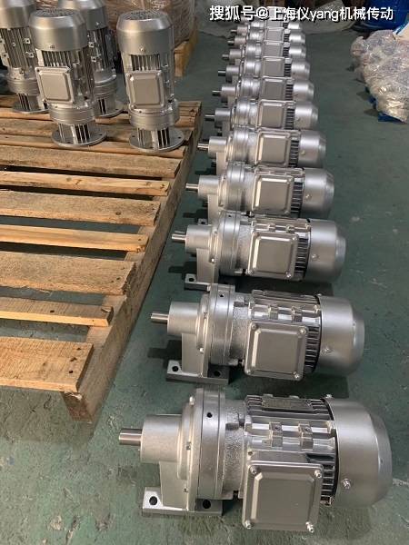 R57-Y1.5KW-4P减速机R57DRE132MC4-37.91-M5-180°齿轮型号是多少