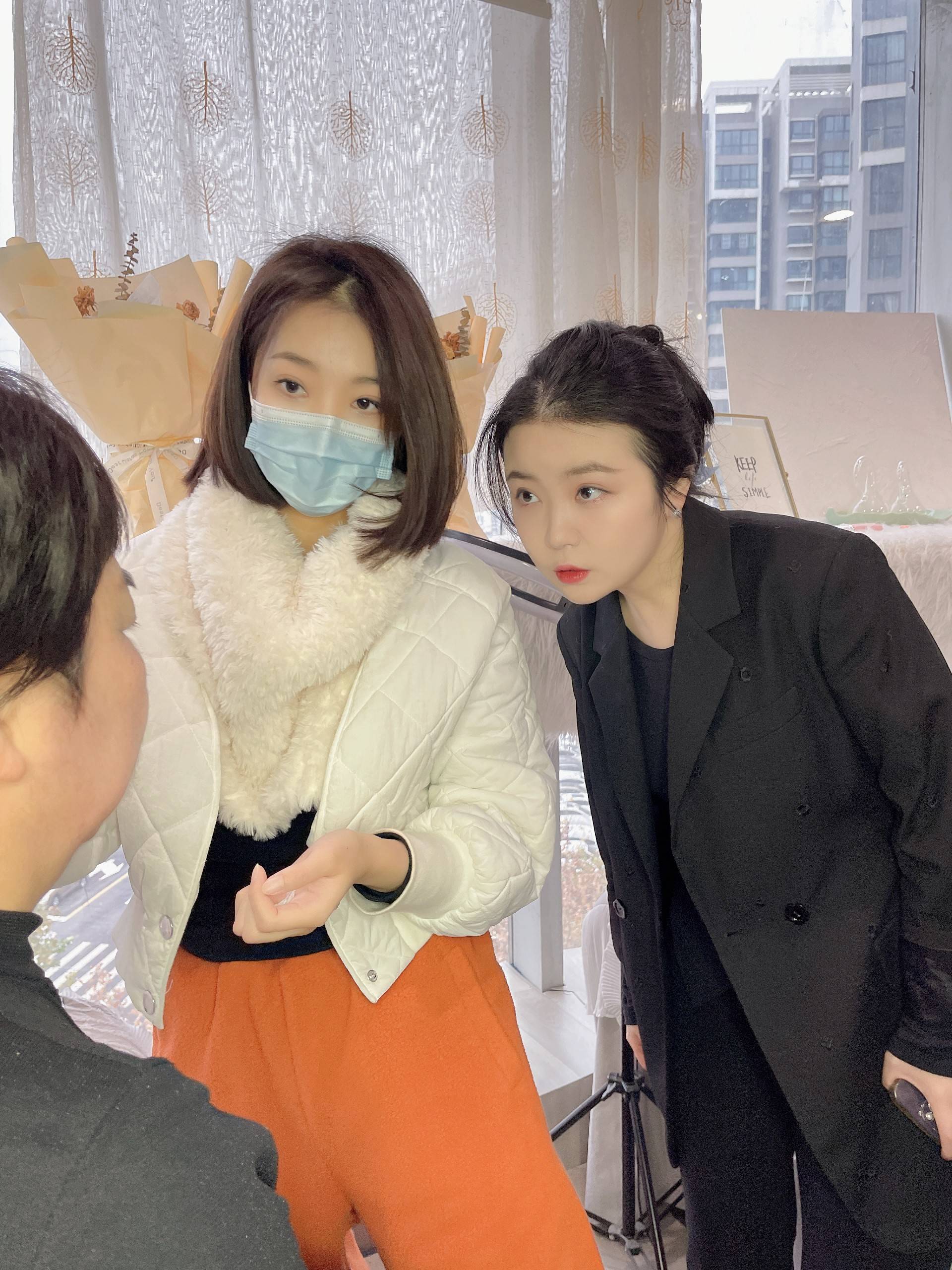 学纹绣美甲去哪里学比较好