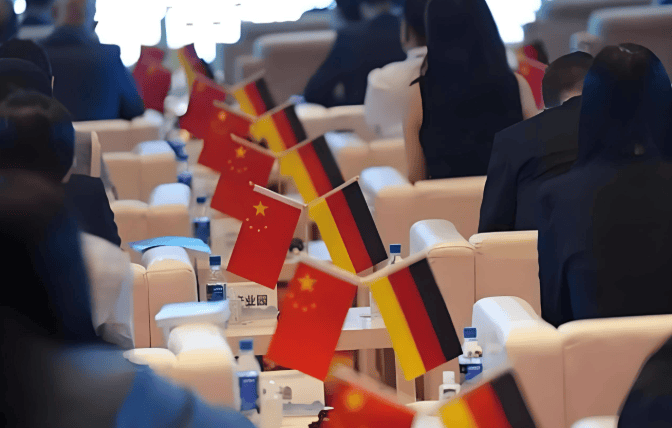 德外长访华推迟引争议!触中方核心利益,外交部戳破僵局,德国央行提 “最后报复手段”